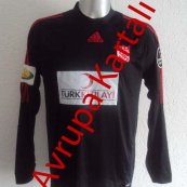 Home futbol forması 2011 - 2012
