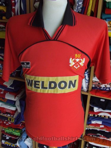 Kettering Town Home football shirt 2001 - 2002