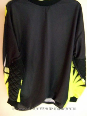 Lancaster City Goalkeeper football shirt 2004 - 2005