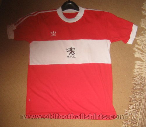 Middlesbrough Home baju bolasepak 1977 - 1978