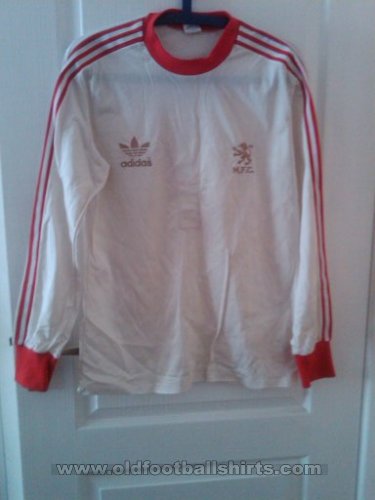Middlesbrough Away football shirt 1980 - 1982