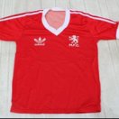 Middlesbrough baju bolasepak 1979 - 1980