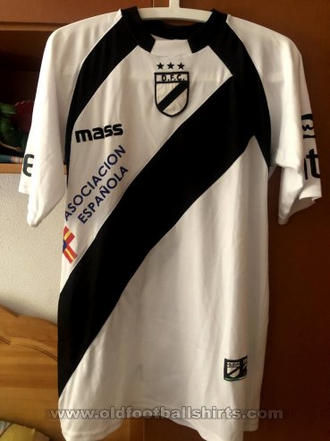Danubio Home football shirt 2011