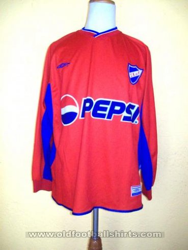 Nacional  Away football shirt 2002