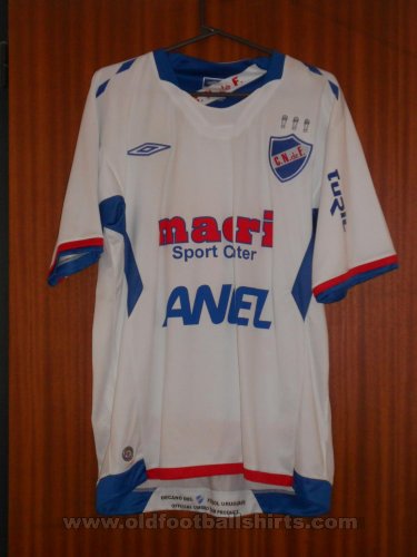 Nacional  Home football shirt 2009