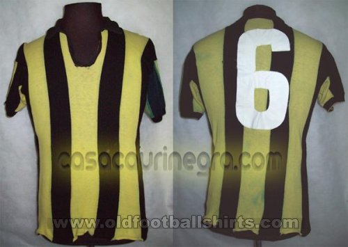 Penarol  Home football shirt 1963 - 1965