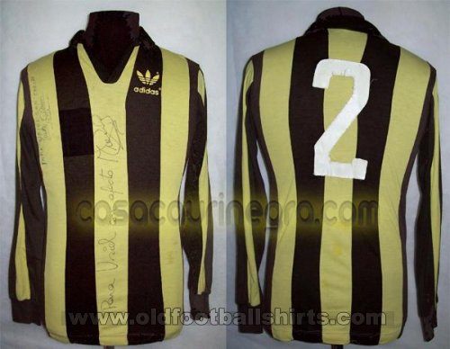 Penarol  Home football shirt 1982