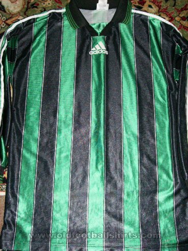 Kocaelispor  Home football shirt (unknown year)