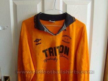 Nuneaton Borough Away football shirt 1990 - 1991