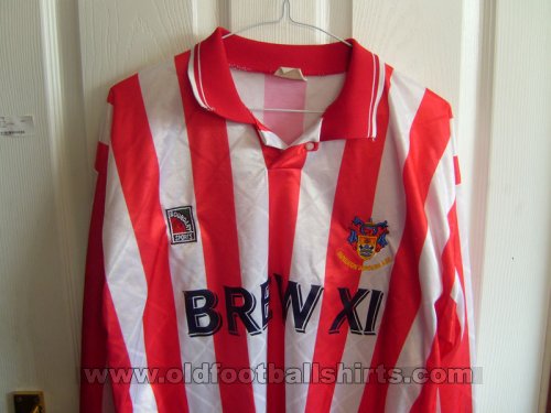 Nuneaton Borough Away football shirt 1994 - 1995