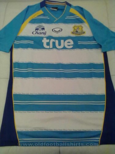 Pattaya Utd Home football shirt 2011 - 2012