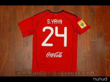 Muangthong United Home football shirt 2010