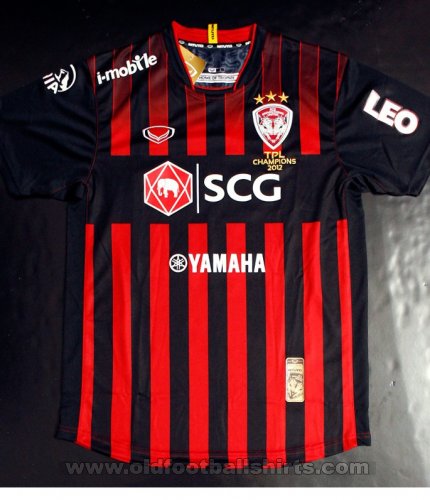 Muangthong United Home football shirt 2012