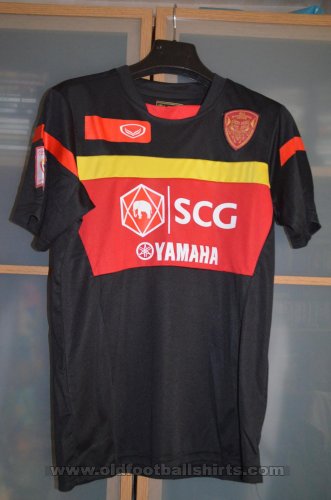 Muangthong United Unknown shirt type (unknown year)