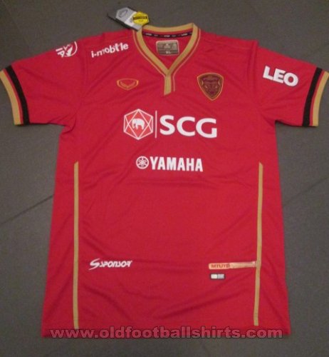 Muangthong United Home football shirt 2014