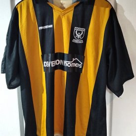 Huntly FC Home football shirt 2017 - 2018 sponsored by DeverOnHomes