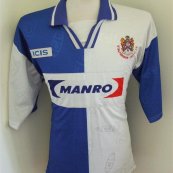 Home football shirt (unknown year)