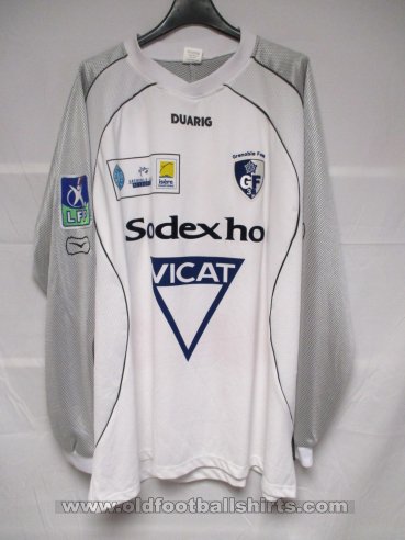Grenoble Foot 38 Away football shirt 2002 - 2003