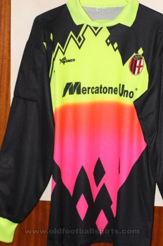 Bologna Goalkeeper football shirt 1988 - 1989
