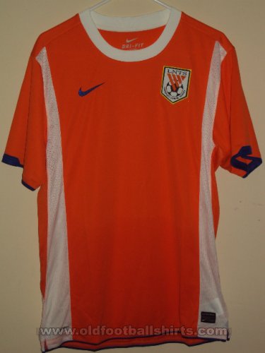Shandong Luneng Taishan Home football shirt 2010 - 2011