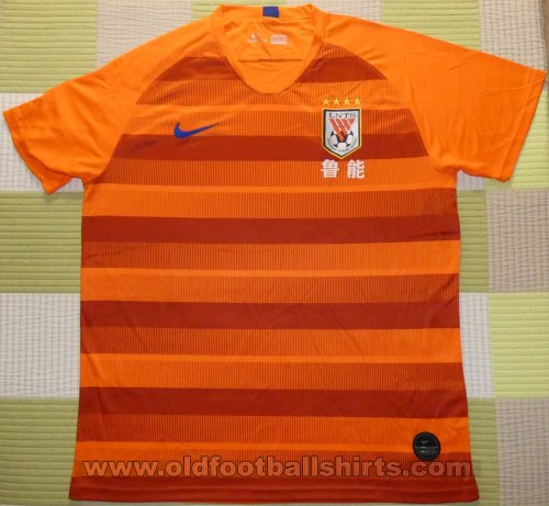 Shandong Luneng Taishan Home football shirt 2019