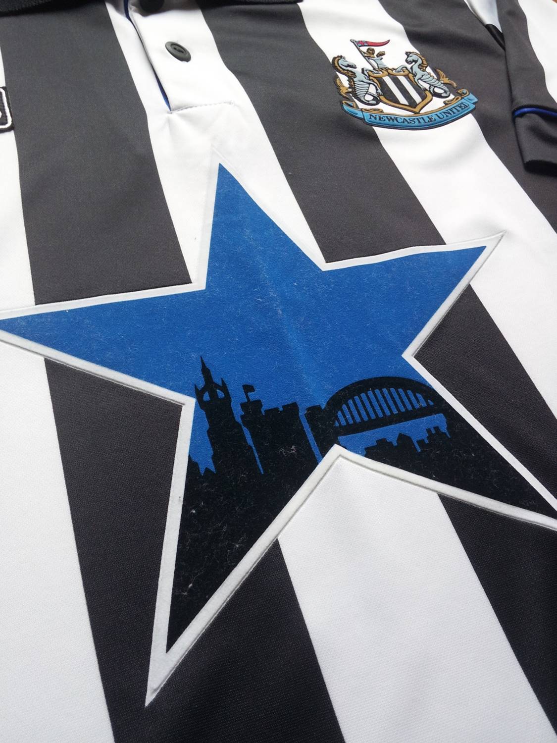 Maillot domicile de Newcastle United 1993-1995, Lee Clark, taille L