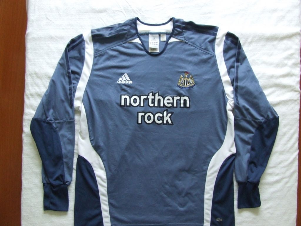 Newcastle United Goalkeeper football shirt 2005 - 2006. Sponsored by
