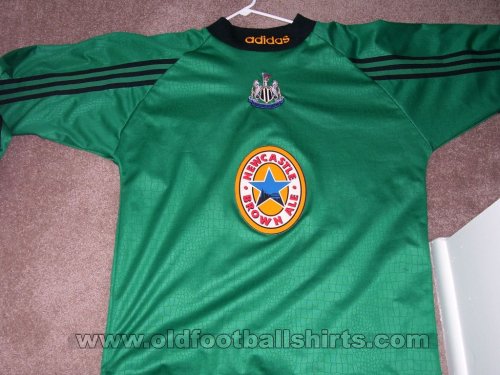 Newcastle Goleiro camisa de futebol 1997 - 1998