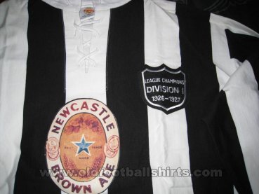 Newcastle Retro Replicas football shirt 1926 - 1927