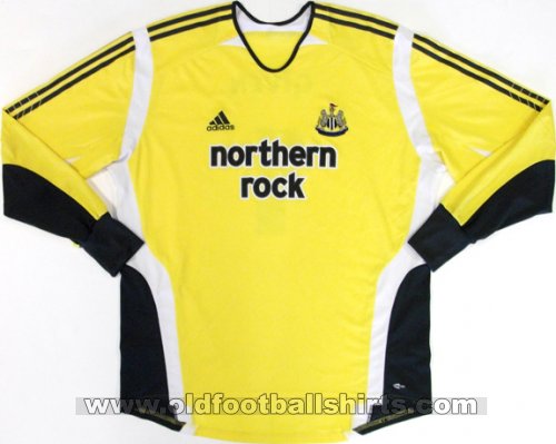 Newcastle Goalkeeper football shirt 2005 - 2007
