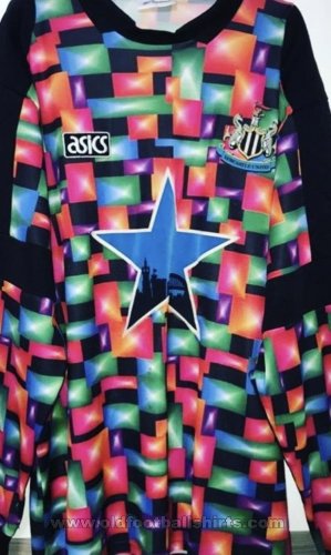Newcastle Goalkeeper football shirt 1993 - 1995