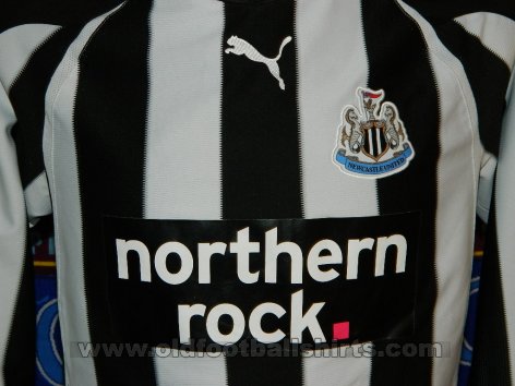 Newcastle Home fotbollströja 2010 - 2011