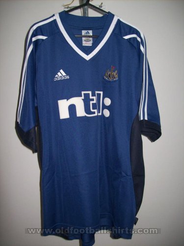 Newcastle Weg Fußball-Trikots 2001 - 2002