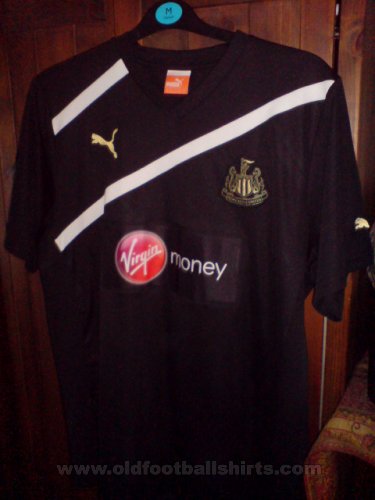 Newcastle Third football shirt 2012