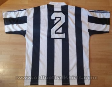 Newcastle Home camisa de futebol 1995 - 1997