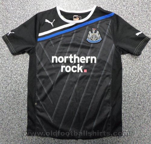 Newcastle Training/recreatie  voetbalshirt  2010 - 2011