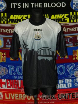 Newcastle Training/Leisure football shirt 1997 - 1998