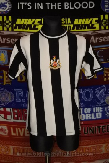 Newcastle Retro Replicas Maillot de foot 1972 - 1974