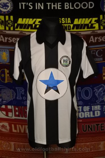 Newcastle Retro Replicas fotbollströja 1980 - 1982