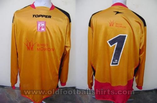 Deportivo Moron Goalkeeper football shirt 2008