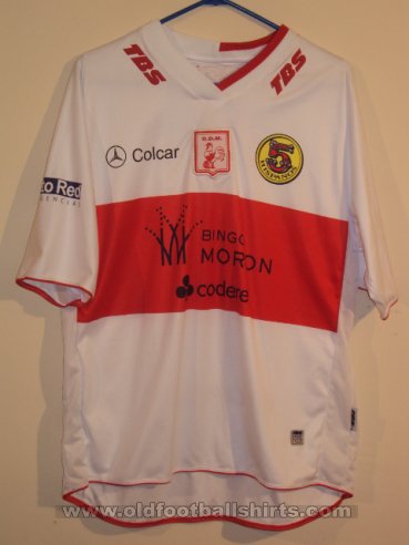Deportivo Moron Home football shirt 2010 - 2011