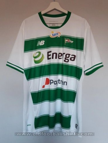 Lechia Gdansk Home football shirt 2019 - 2020