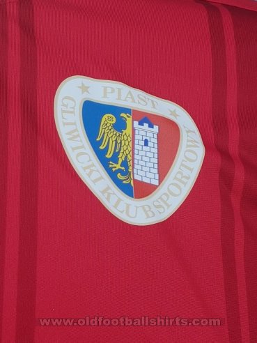 Piast Gliwice Away football shirt 2017 - 2018