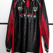 Away football shirt (unknown year)