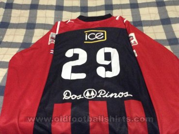 Alajuelense Istimewa baju bolasepak 2010