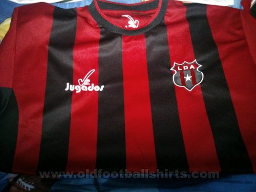 Alajuelense Home baju bolasepak 2002 - 2003