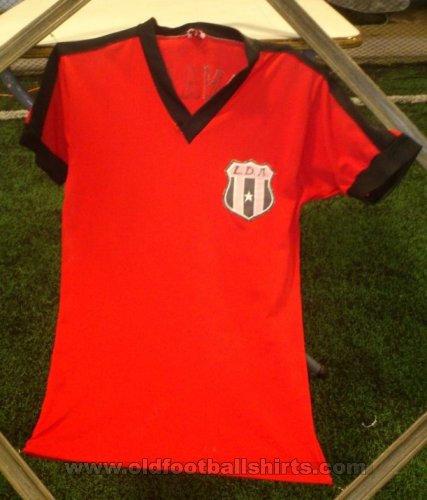 Alajuelense Home camisa de futebol 1976