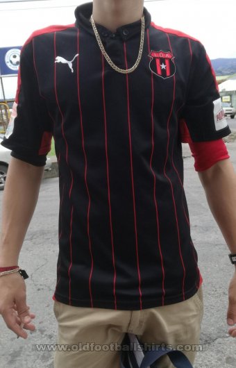 Alajuelense Home football shirt 2016