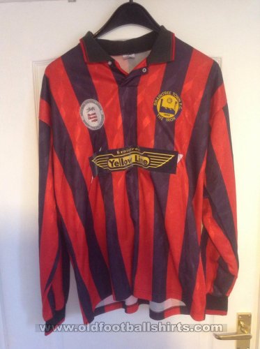 Braintree Town Away football shirt 1995 - 1996