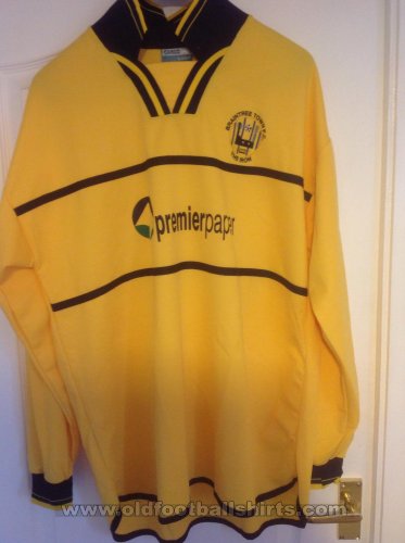Braintree Town Home football shirt 2001 - 2002